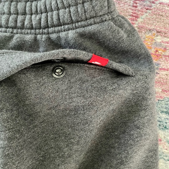 EUC Nike Air sweatpants size XL - Picture 6 of 6